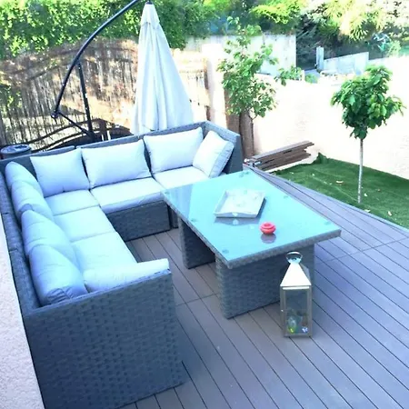 Villa De 4 Chambres A Ajaccio Avec Piscine Privee Jardin Clos Et Wifi A 2 Km De La Plage Villa *